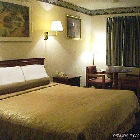 Red Carpet Inn 윌리엄스타운 객실 사진
